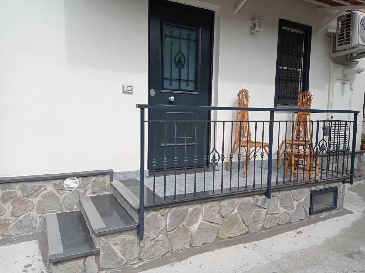 לינה וארוחת בוקר ויקו אקוונסה Amaa Casa מראה חיצוני תמונה